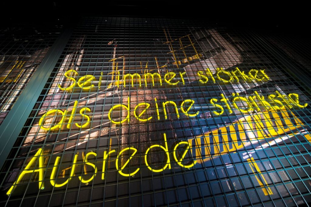 Happy Fit Premium Konstanz Trainingsbereich Hoist Zirkel